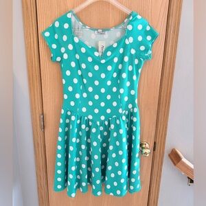 NWT MONAYOLA PARIS Vintage Retro Green White Polka Dot Drop Waist VNeck Dress